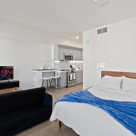 Bright Studio On Sunset Blvd, Free Parking, Gym, And Pool Los Angeles Kültér fotó