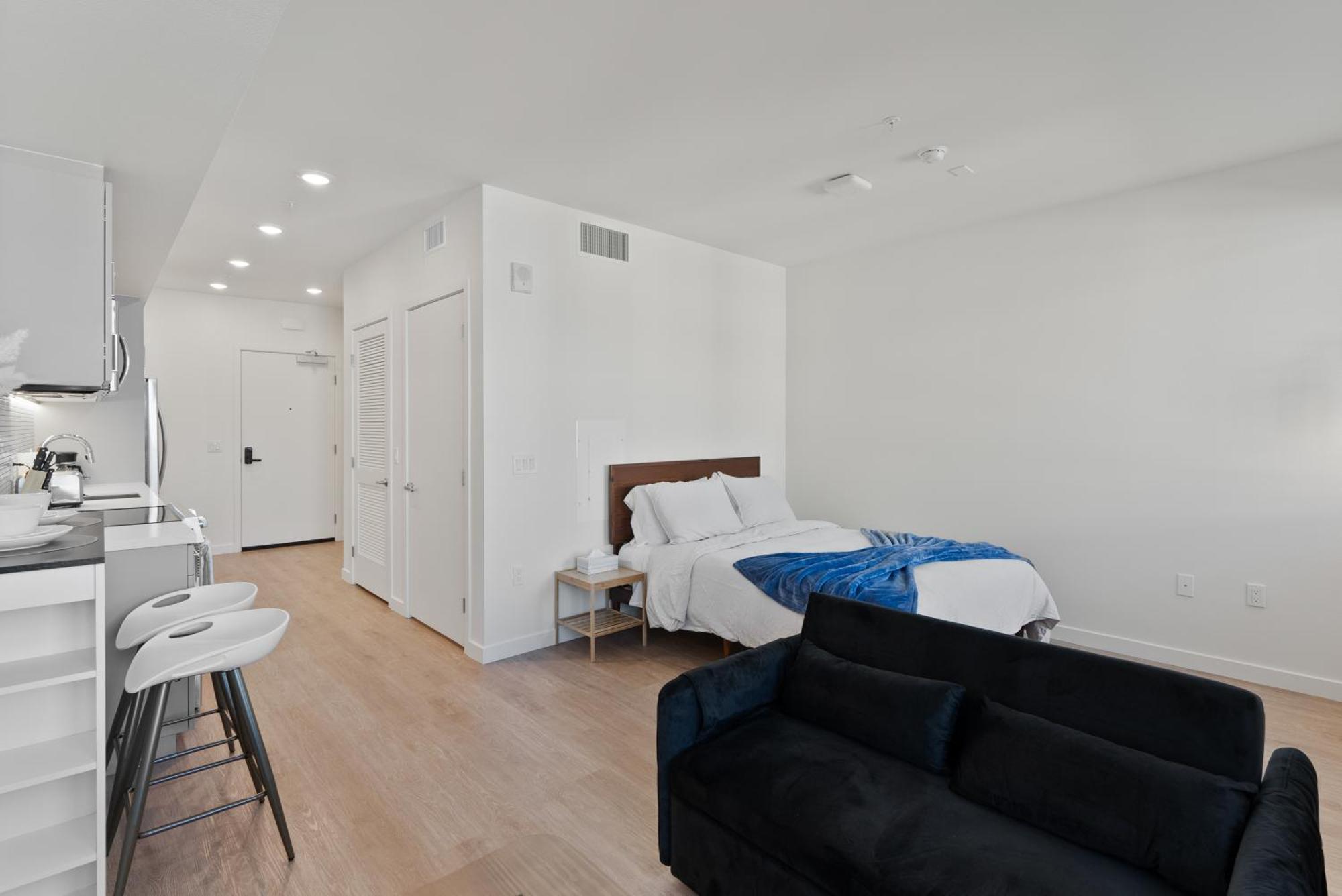 Bright Studio On Sunset Blvd, Free Parking, Gym, And Pool Los Angeles Kültér fotó